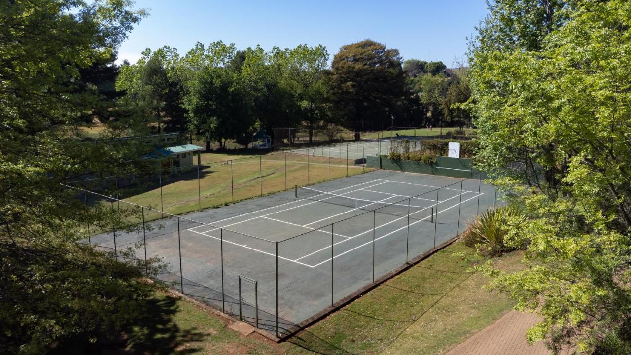 Gooderson Monks Cowl Golf Resort Champagne Valley Εξωτερικό φωτογραφία